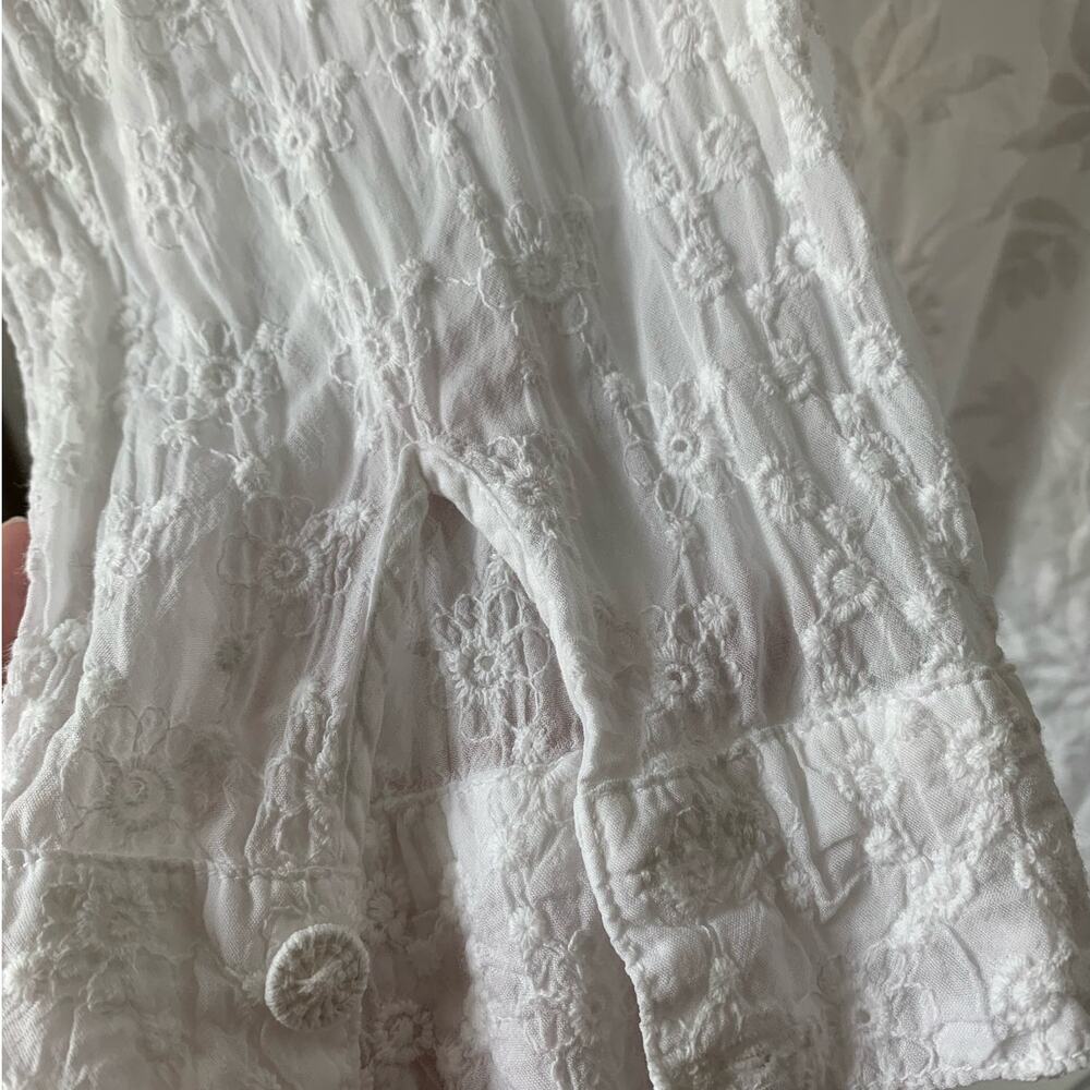 Johnny Was White Embroidered Cupra Rayon Blouse Long Sleeve, size 1X - Picture 4 of 6
